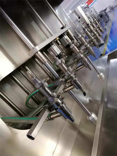 食用油灌裝機(jī)操作注意事項(xiàng),一個(gè)經(jīng)久不衰的熱議話題